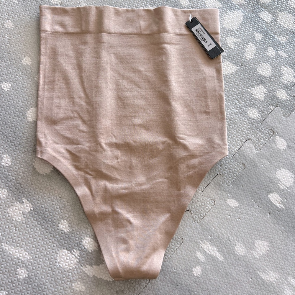 SKIMS Shapewear High Waist Thong